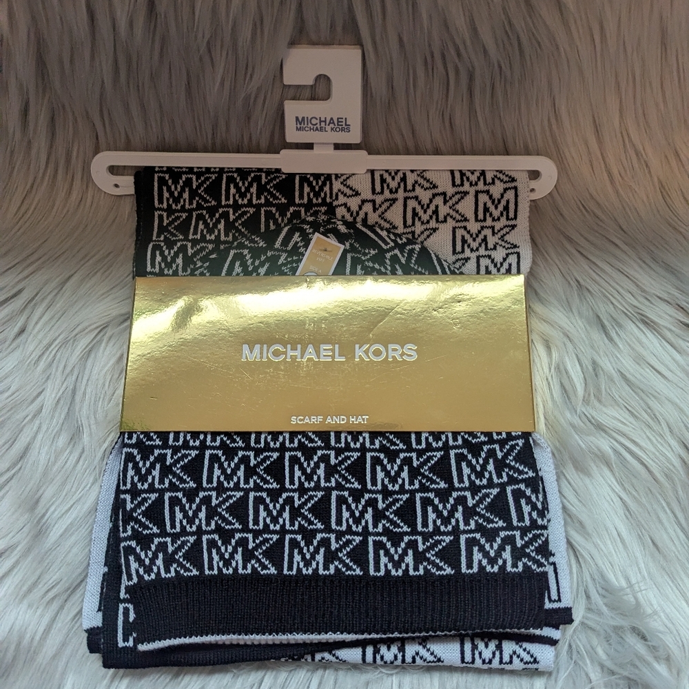 MICHAEL Michael Kors Hat and Scarf Set